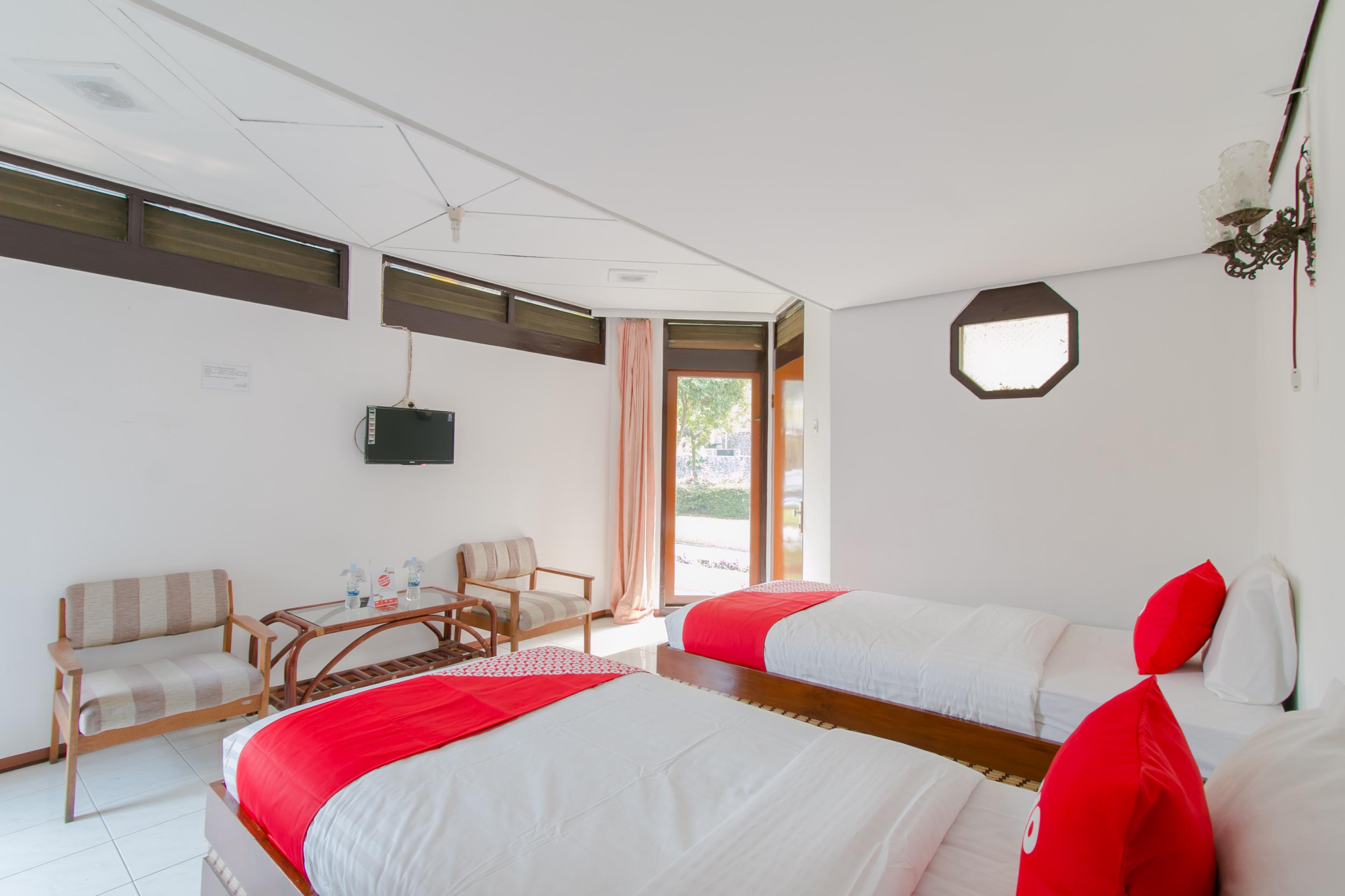 Oyo 1996 Koneng Hotel Cibodas Zewnętrze zdjęcie